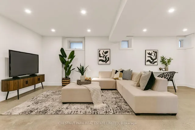 Additional image 42 of 119 Glenview Ave