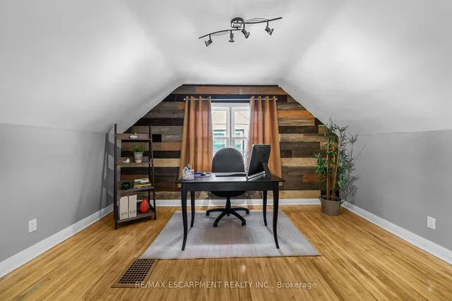 Additional image 7 of 410 Crockett St