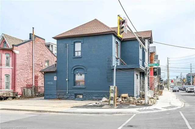 Additional image 49 of 30 Cannon St Unit DUPLEX