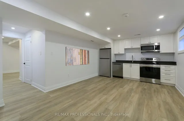 Additional image 35 of 14 Fieldstone Rd