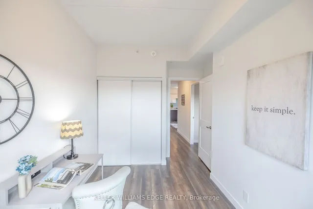 Additional image 31 of 15 Queen St Unit 902