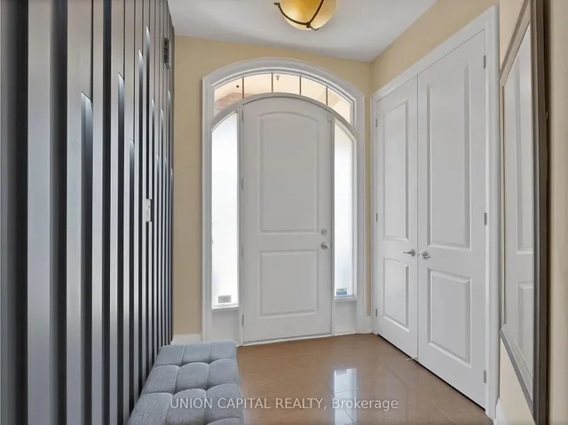 Additional image 4 of 7 Legendary Circ