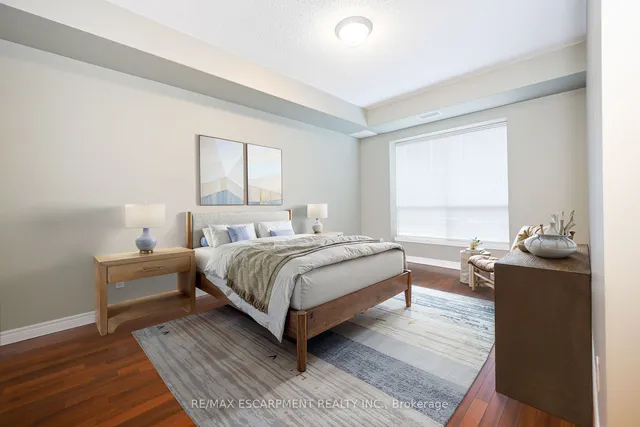 Additional image 18 of 2000 Creekside Dr Unit 501