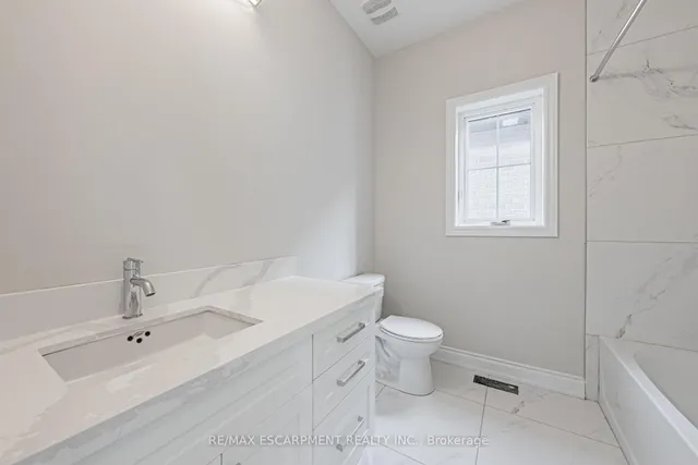 Additional image 13 of 63 Cesar Pl