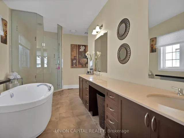 Additional image 16 of 7 Legendary Circ