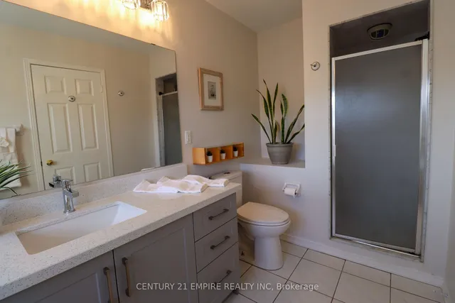 Additional image 34 of 263 Gatwick Dr