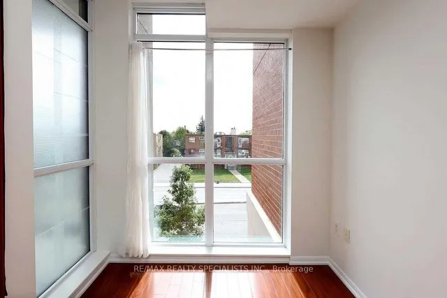 Additional image 11 of 800 Lawrence Ave Unit 216