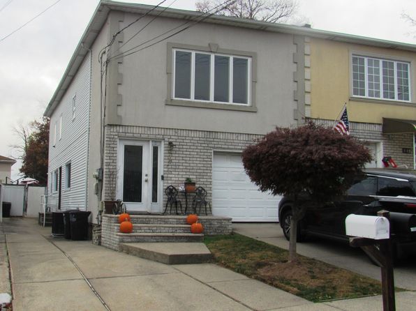 216 Justin Ave, Staten Island, NY 10306
