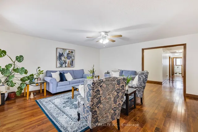 Additional image 8 of 739 Mud St