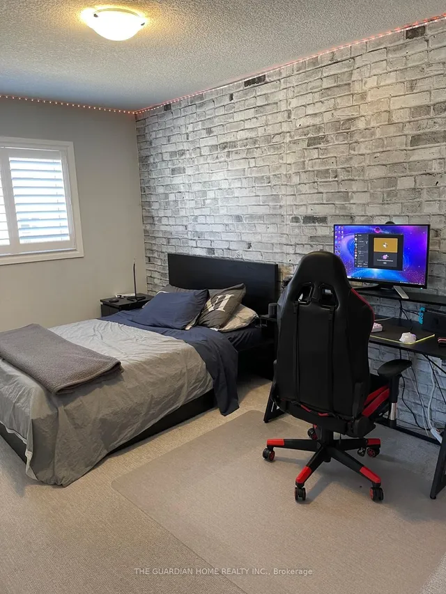 Additional image 22 of 8 Canary Grass Blvd