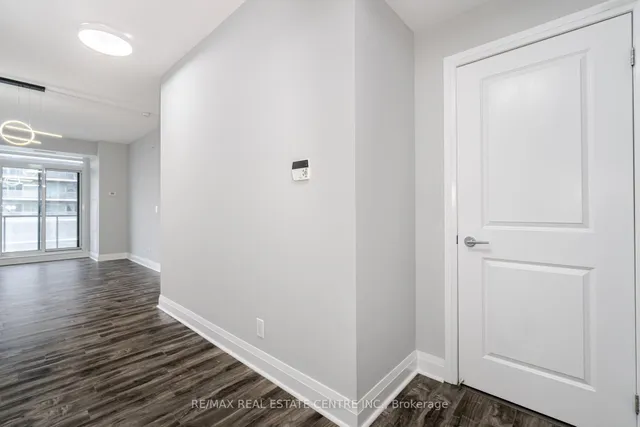 Additional image 8 of 1185 The Queensway Ave Unit 810