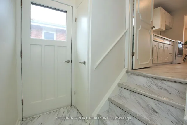 Additional image 10 of 132 Verobeach Blvd