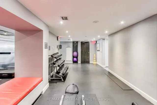 Additional image 23 of 22 Wellesley St Unit 204