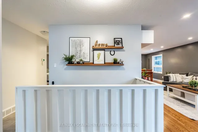 Additional image 5 of 141 BUCKINGHAM Dr