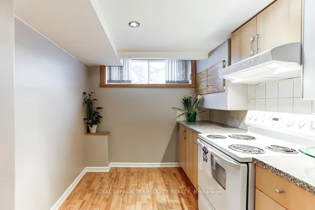 Additional image 30 of 4 Bromton Dr