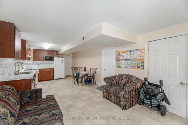Additional image 33 of 3779 Keenan Cres