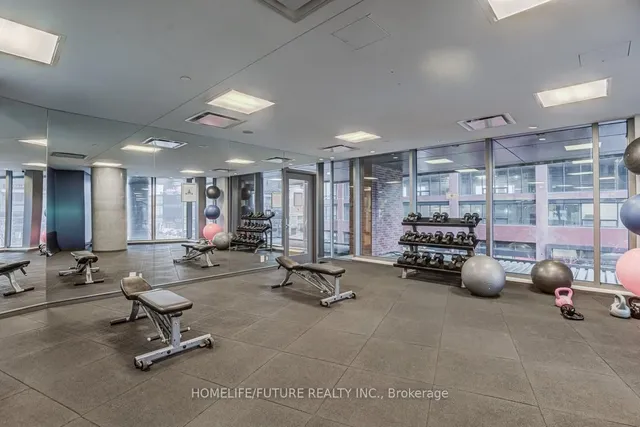 Additional image 26 of 150 East Liberty St Unit 1605