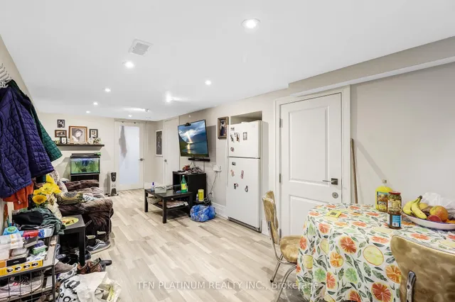 Additional image 30 of 2 Delbasso Crt