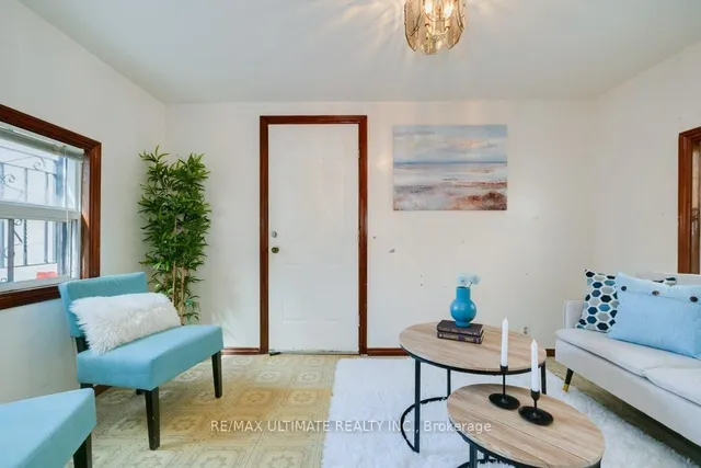 Additional image 28 of 34 Hickson St