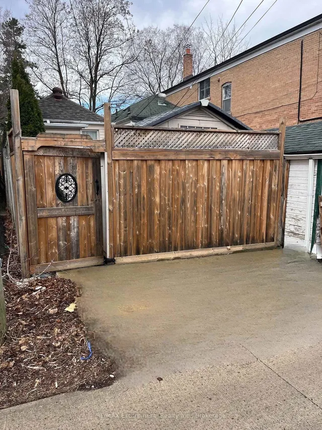 Additional image 9 of 221 Winnett Ave