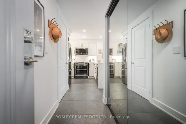 Additional image 2 of 38 Fontenay Crt Unit 901