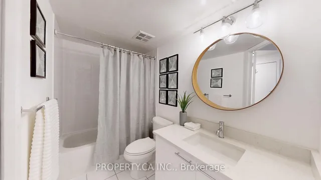 Additional image 18 of 140 Bathurst St Unit Ph02