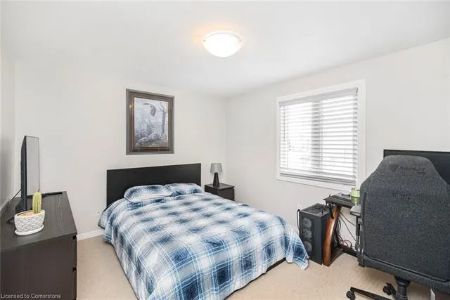 Additional image 21 of 647 Tomahawk Cres