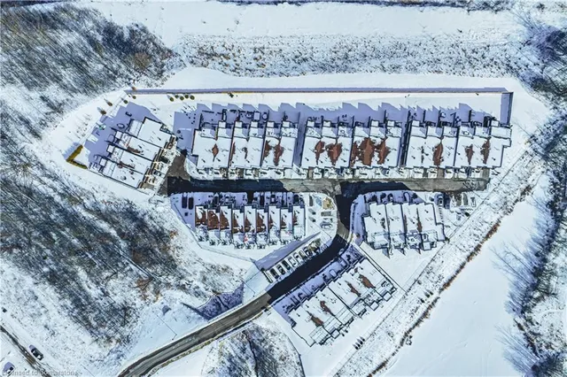 Additional image 42 of 35 Midhurst Hts Unit 26