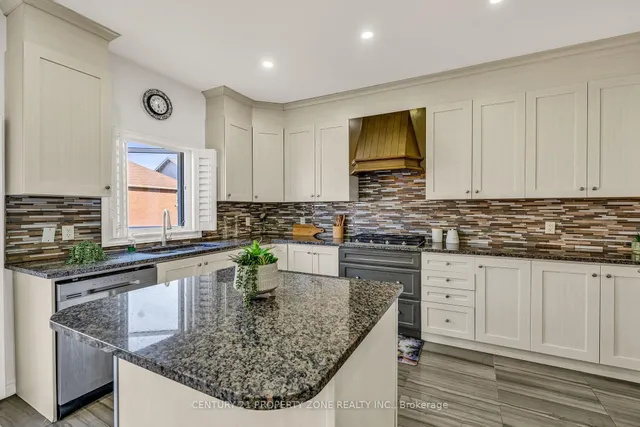 Additional image 19 of 8 Young Garden Cres