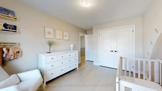 Additional image 21 of 462 Bergamot Ave