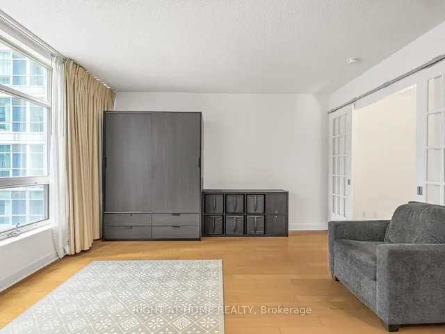 Additional image 9 of 350 Wellington St Unit 425