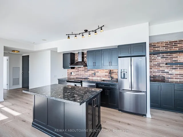 Additional image 17 of 105 The Queensway Ave Unit 2702