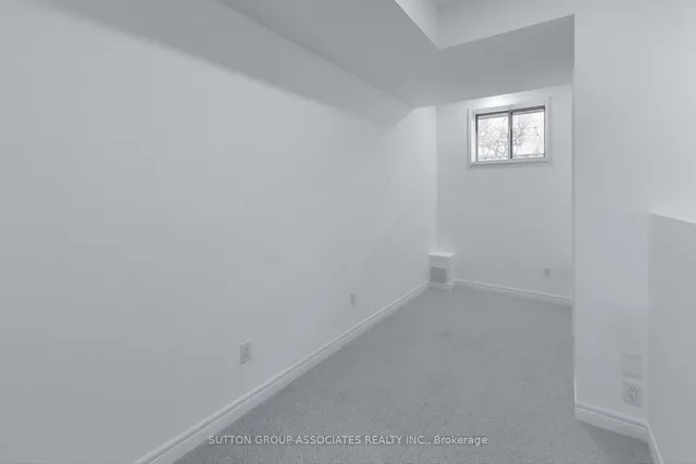 Additional image 5 of 70 Guildwood Pkwy Unit 4