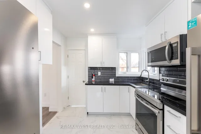 Additional image 11 of 102 Guestville Ave