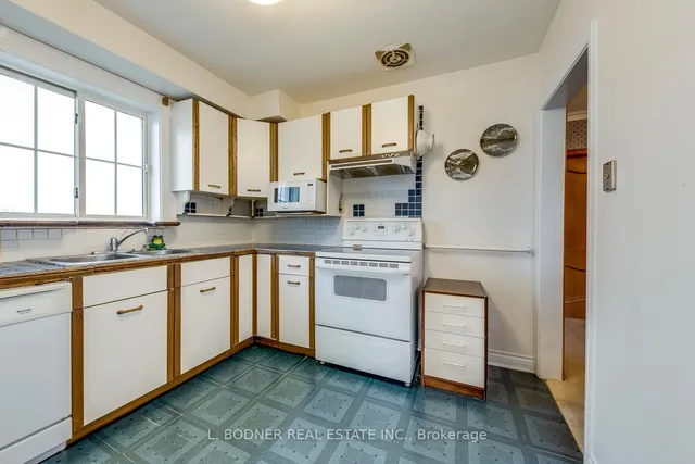 Additional image 7 of 39 Charleston Rd