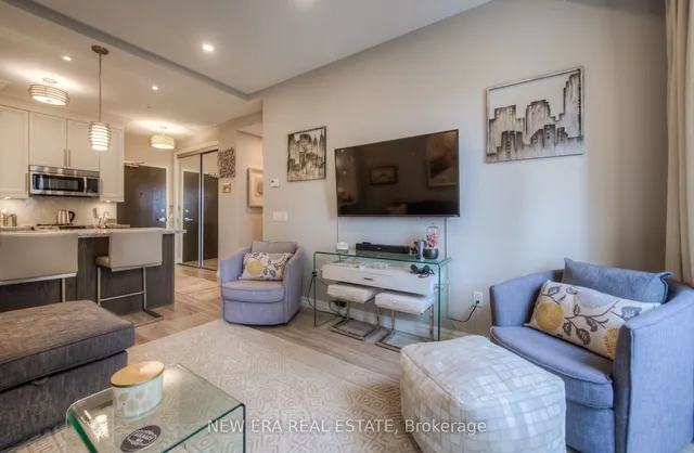 Additional image 16 of 112 King St Unit 506