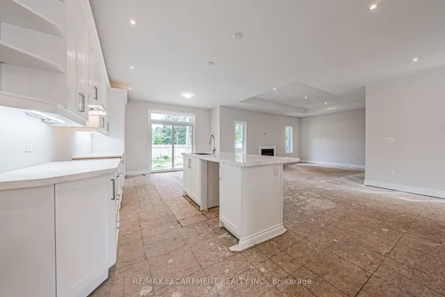 Additional image 6 of 63 Cesar Pl