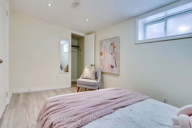 Additional image 13 of 11 Maitland Ave