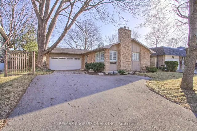 Additional image 4 of 425 CANTERBURY Cres