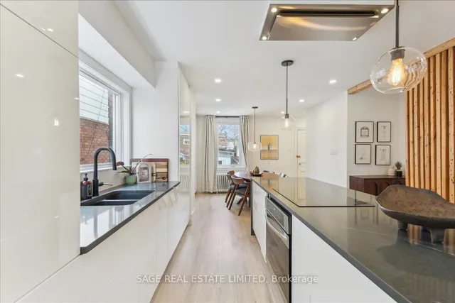 Additional image 8 of 140 Wolverleigh Blvd