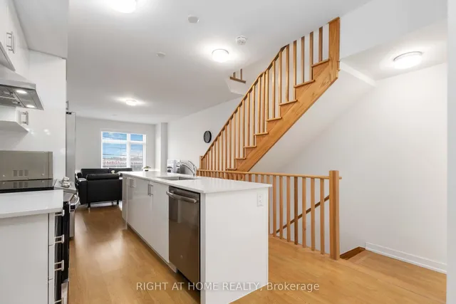 Additional image 17 of 1557 MIDLAND Ave