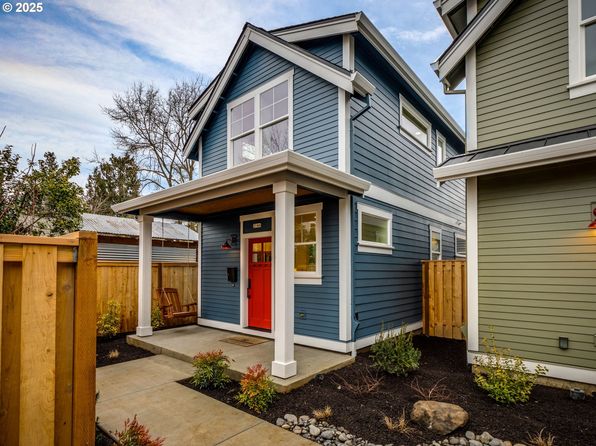 2144 N Saratoga St #3, Portland, OR 97217