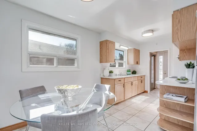 Additional image 10 of 1203 Saturnia Cres