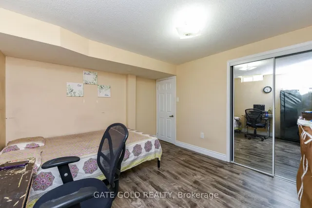 Additional image 41 of 30 Flurry Circ