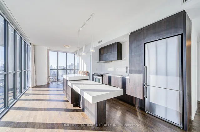 Additional image 35 of 101 Charles St Unit 3701