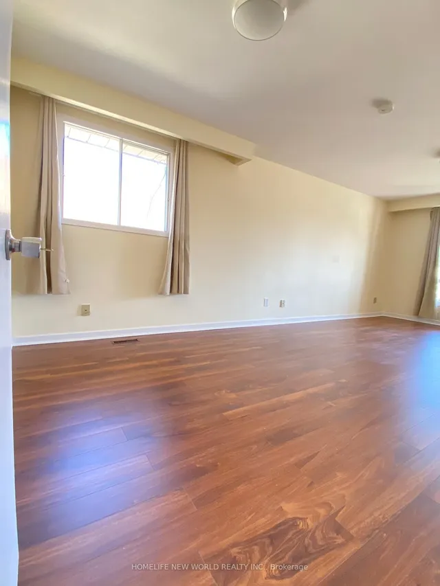 Additional image 2 of 290 Sheppard Ave