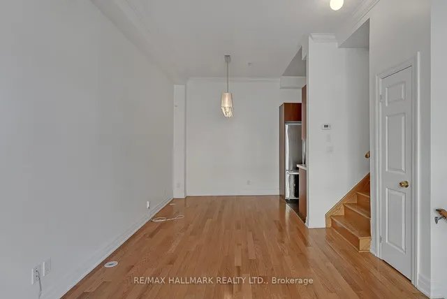 Additional image 5 of 443D Queen St