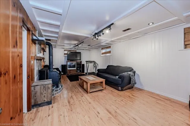 Additional image 26 of 1275 Ottawa St