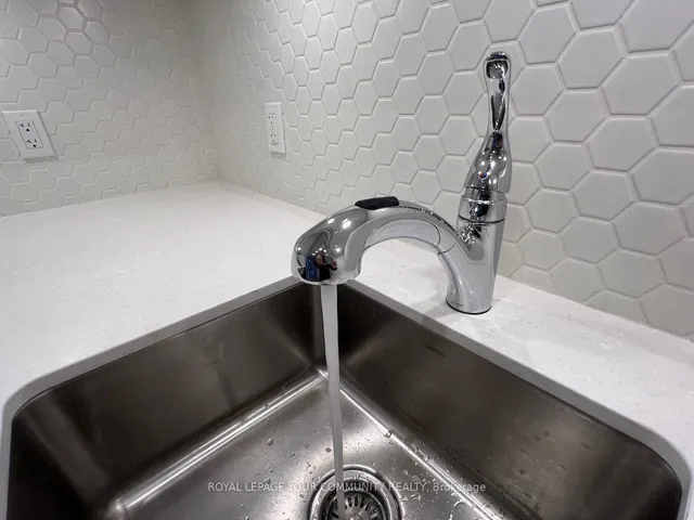 Additional image 17 of 158 Front St Unit 309