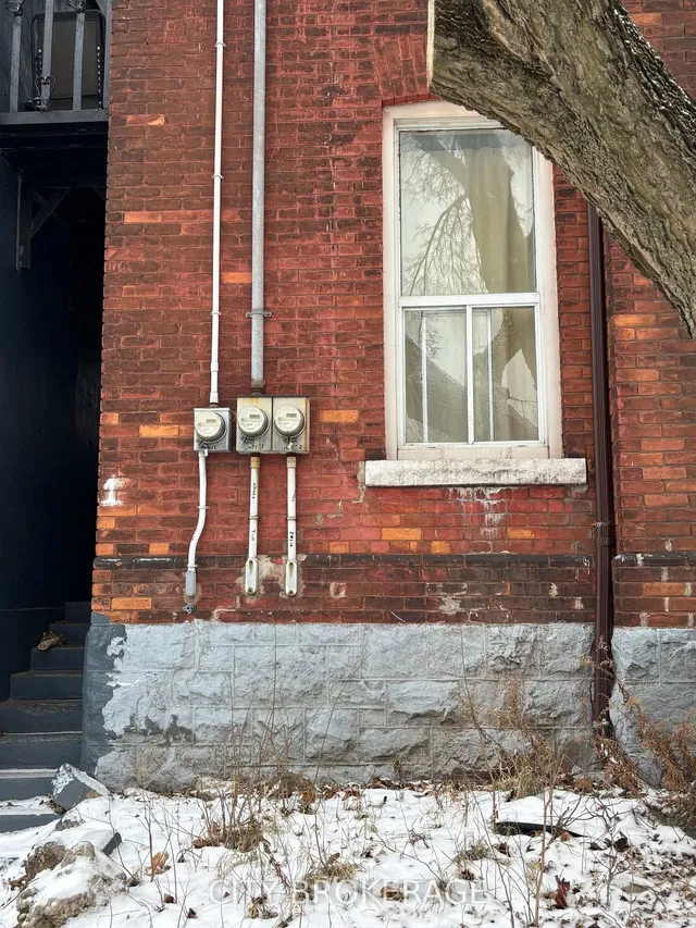 Additional image 17 of 90 Sherman Ave